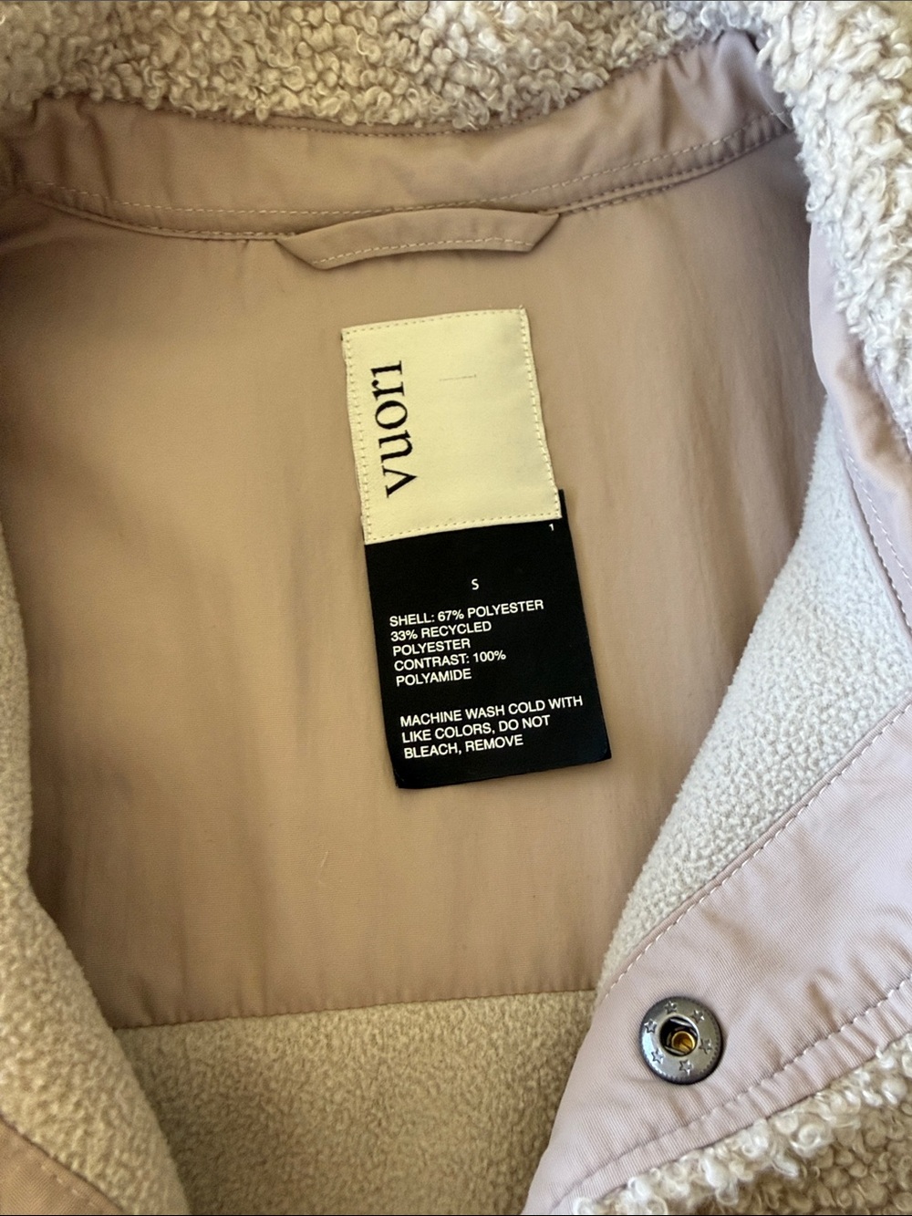 Vuori Cozy Sherpa Shacket in oatmeal color - Picture 2 of 7